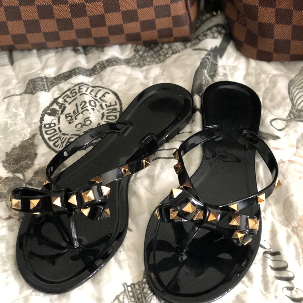 Bow Studded Jelly Sandals